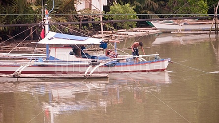 Boats and Fishermen near Loay port Bohol