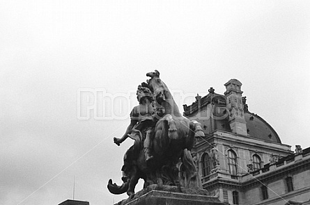 statue at the Louvre