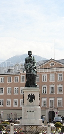 Mozart Monument